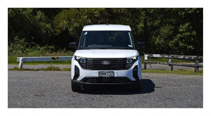 2025 Ford Transit Courier Trend 1.0L, photo 2