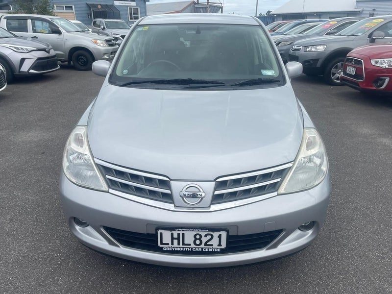 2008 Nissan Tiida, photo 2