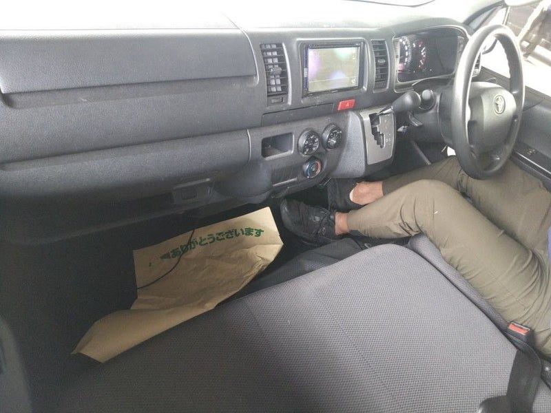 2020 Toyota Regius ACE, photo 3
