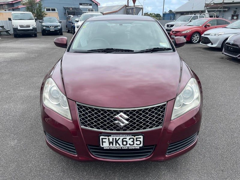 2011 Suzuki Kizashi GLXC 2.4 4DR, photo 2