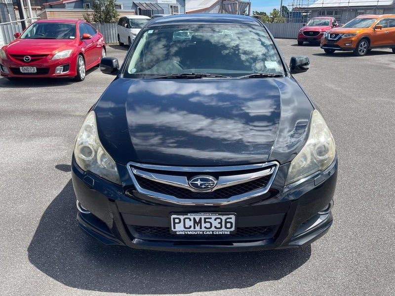 2009 Subaru Legacy, photo 2