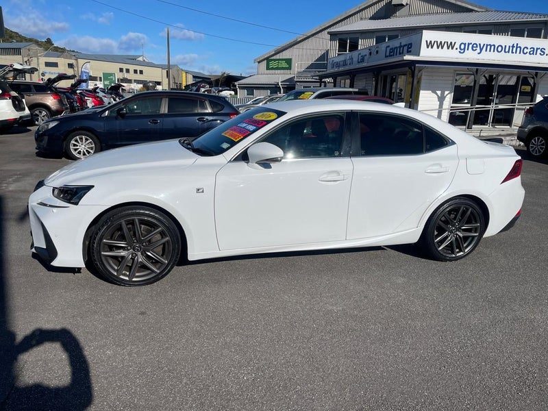 2016 Lexus IS200T F SPORT 2.0PT/8AT, photo 2
