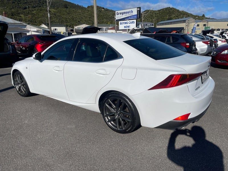 2016 Lexus IS200T F SPORT 2.0PT/8AT, photo 3