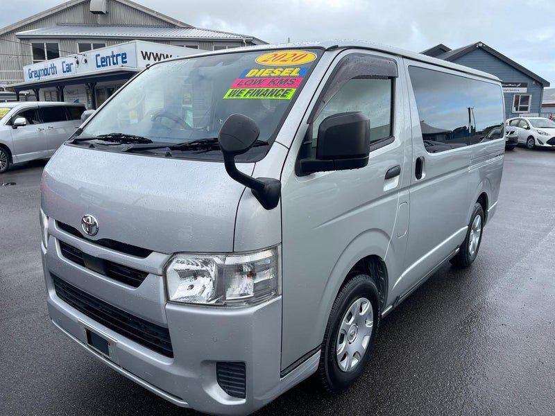 2020 Toyota Hiace 2.8D