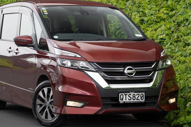 2019 Nissan Serena Highway Star, photo 2