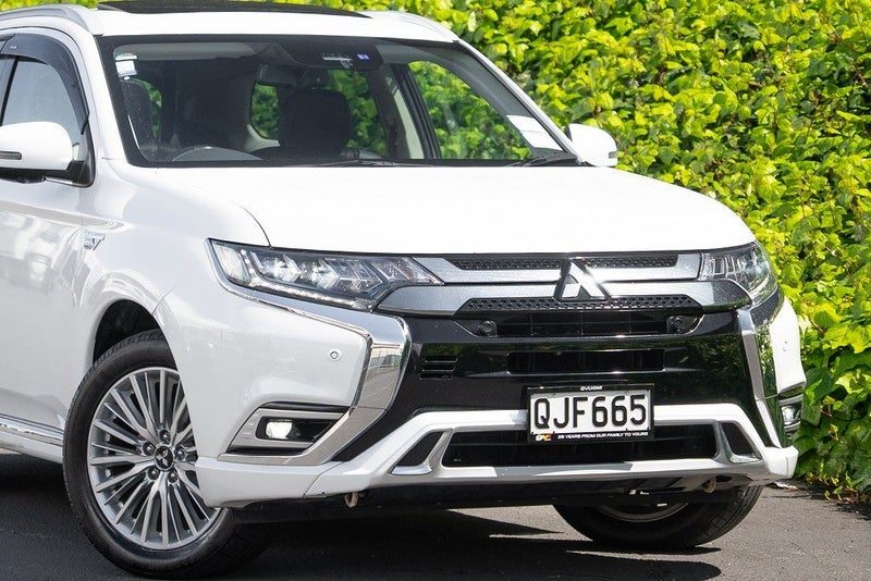 2018 Mitsubishi Outlander G 5 Seater, photo 3