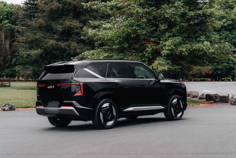2026 Kia EV5 Earth 2WD Long Range, photo 3