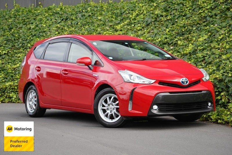 2014 Toyota Prius Alpha, main photo
