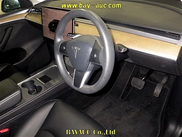 2023 Tesla Model Y Long Range Dual Motor /, photo 3