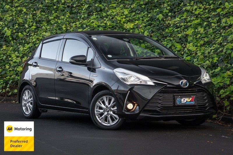 2017 Toyota Vitz Hybrid