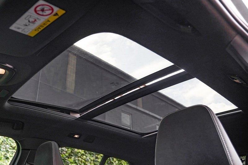 2022 Volvo XC40, photo 2