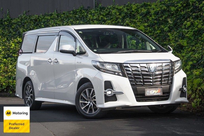 2015 Toyota Alphard Hybrid