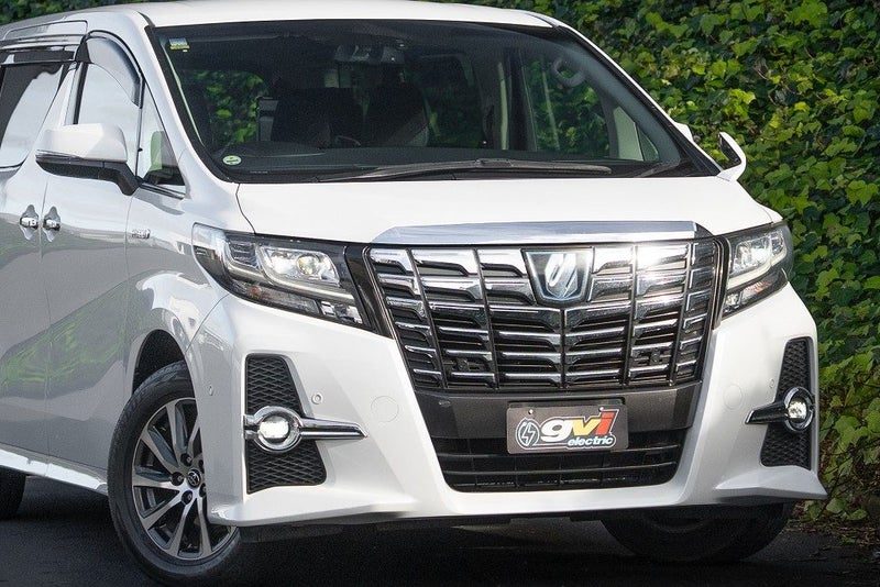 2015 Toyota Alphard Hybrid, photo 2