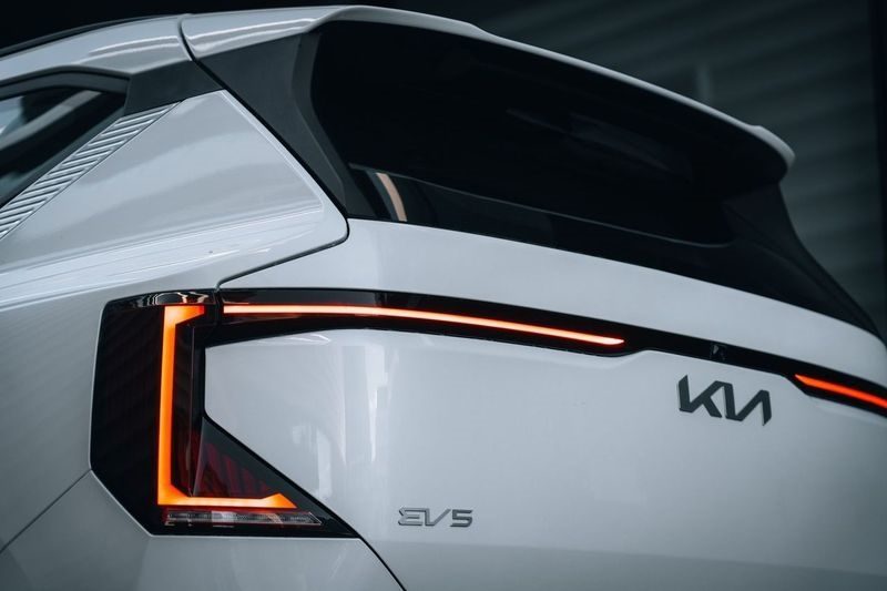 2026 Kia EV5 Light+ Long Range, photo 3