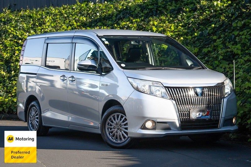 2015 Toyota Noah, main photo