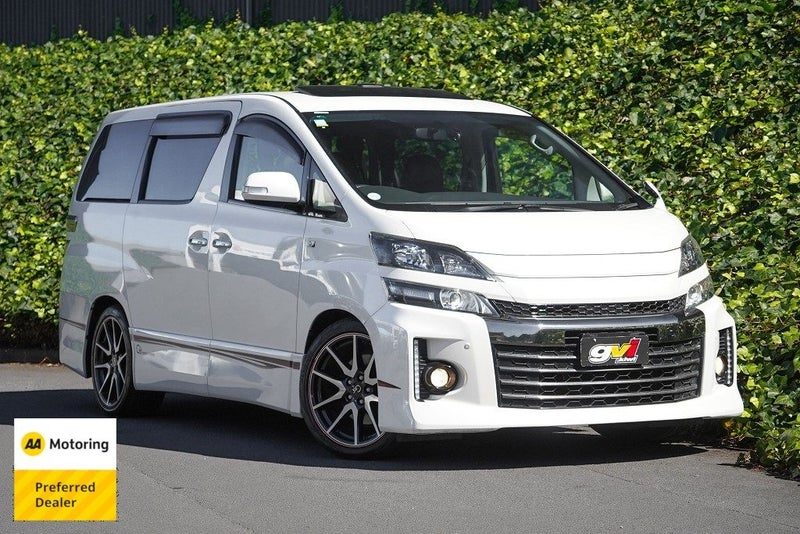 2013 Toyota Vellfire 7 Seater