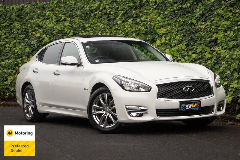 2015 Nissan Fuga Hybrid