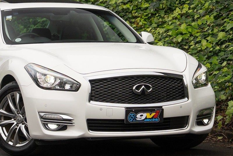 2015 Nissan Fuga Hybrid, photo 3