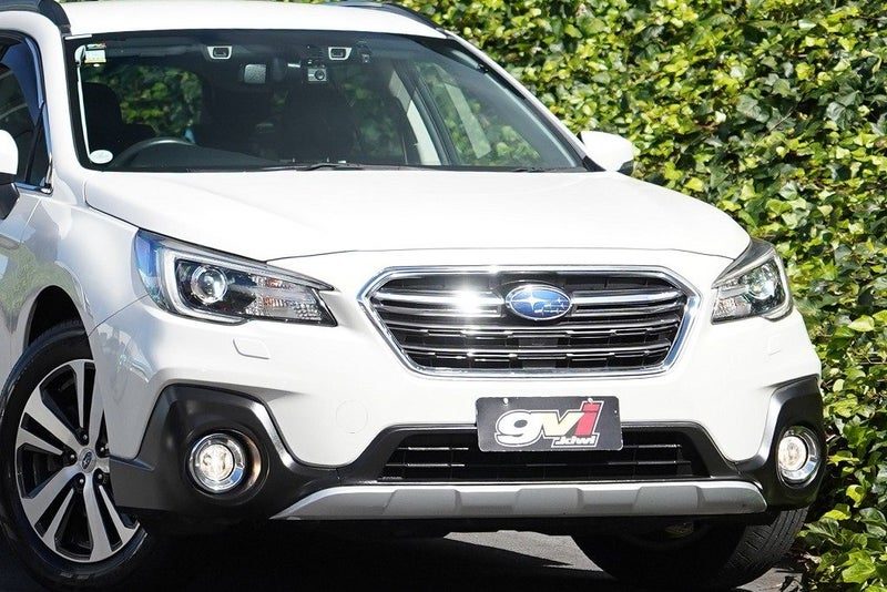 2020 Subaru Outback Limited, photo 2