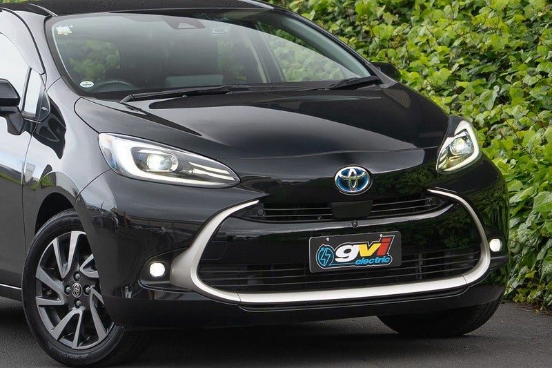 2021 Toyota Aqua Hybrid, photo 2