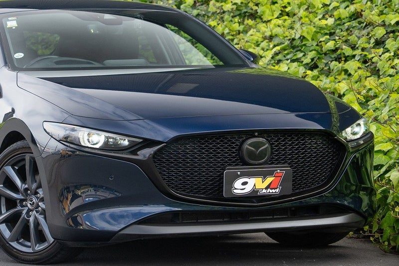 2021 Mazda 3 Limited, photo 2