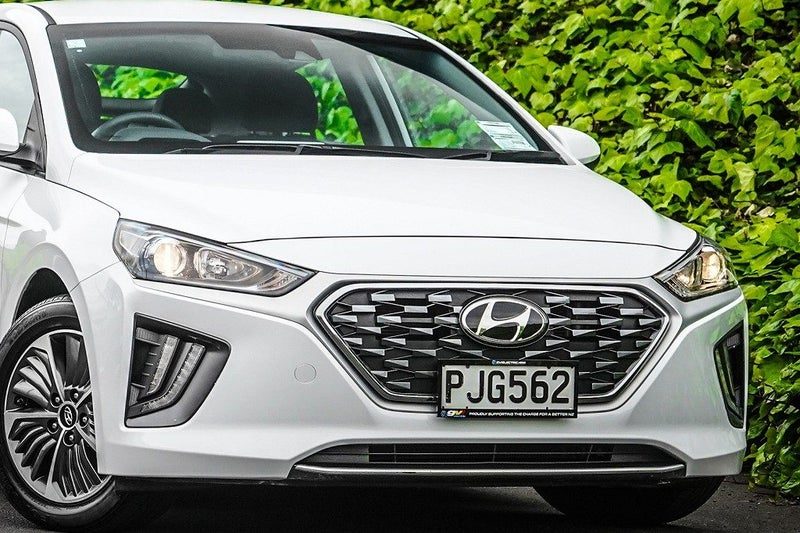 2022 Hyundai IONIQ Phev, photo 2