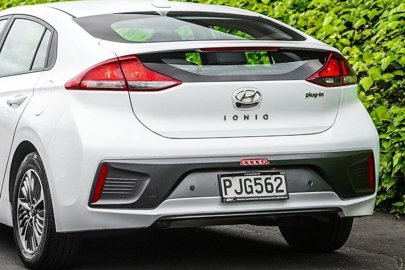 2022 Hyundai IONIQ Phev, photo 3