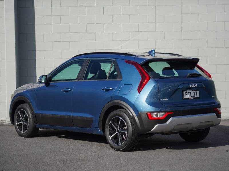 2023 Kia Niro HEV Light 1.6PH 6AM 5Dr Wagon, photo 2