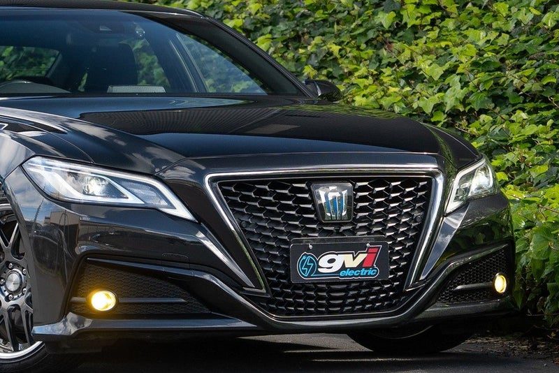 2018 Toyota Crown Hybrid, photo 2