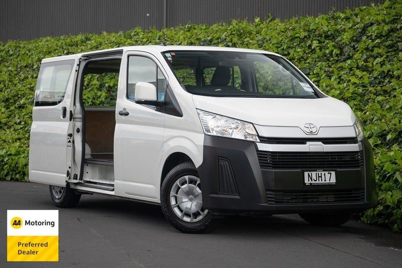 2021 Toyota Hiace ZR, main photo