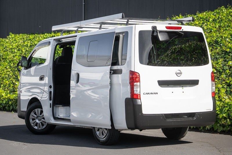 2021 Nissan NV350 Caravan, photo 2
