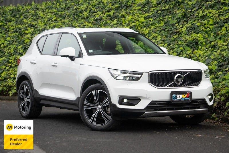 2018 Volvo XC40 Momentum