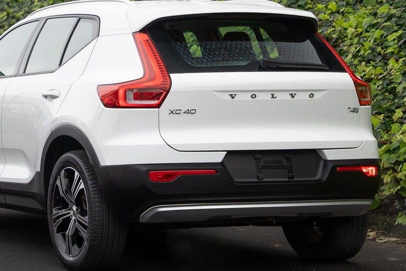 2018 Volvo XC40 Momentum, photo 3