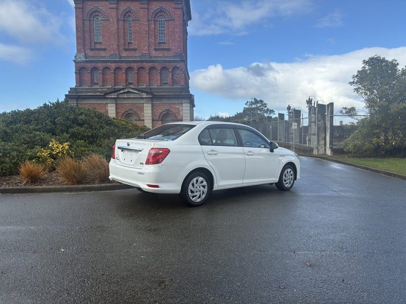 2019 Toyota Corolla Axio Hybrid, photo 3