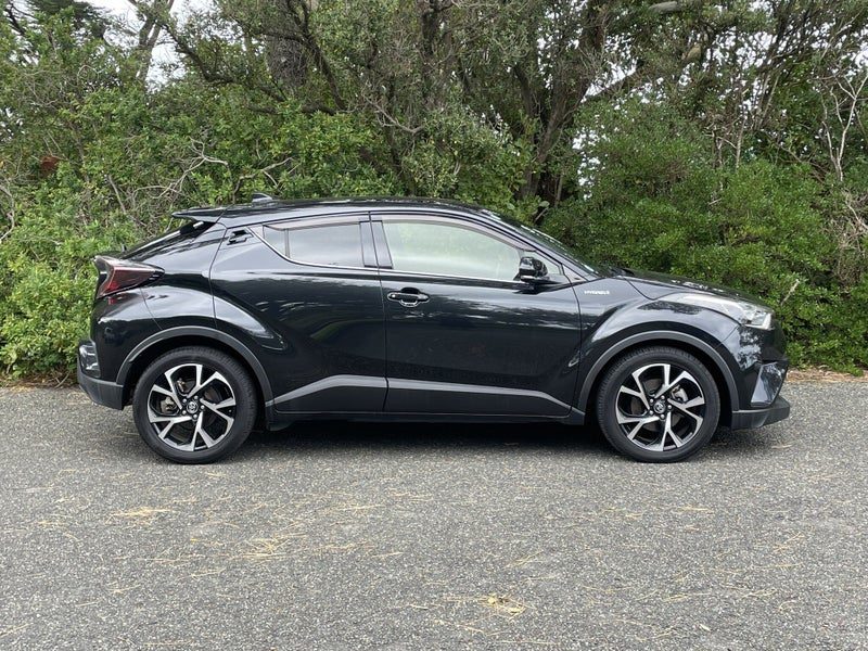 2017 Toyota C-HR Hybrid, photo 3