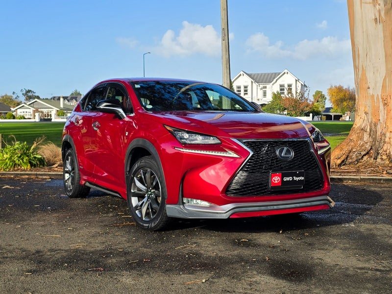 2015 Lexus NX 300h F-Sport Hybrid