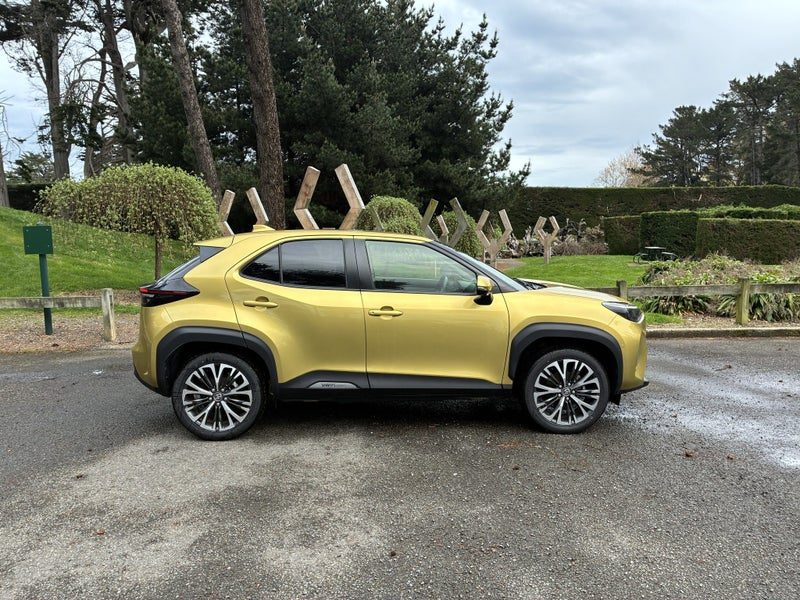 2020 Toyota Yaris Cross Z HYbrid, photo 2