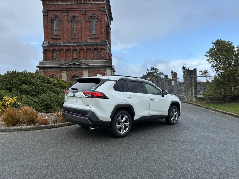 2019 Toyota RAV4 G Hybrid All-Wheel Drive, photo 3