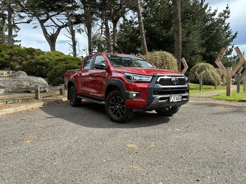 2022 Toyota Hilux SR5 CRUISER 4WD
