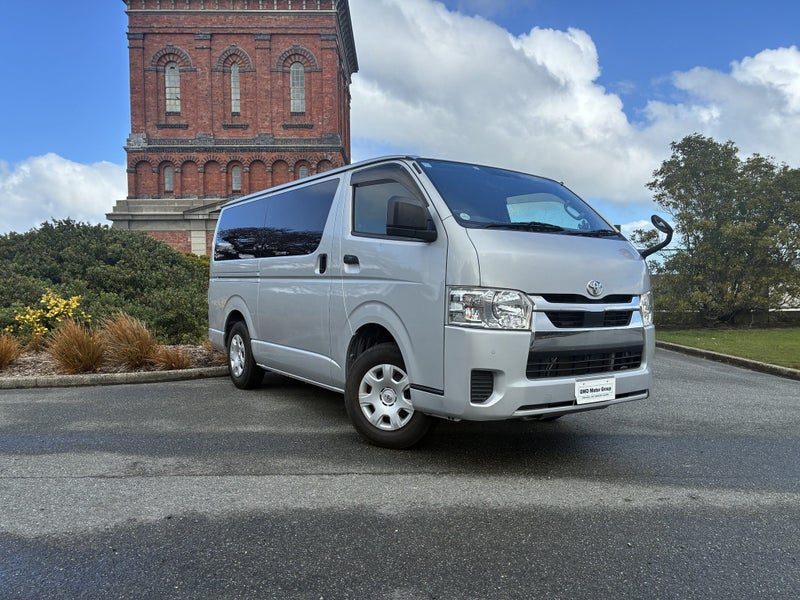 2020 Toyota Hiace 2.8D DX