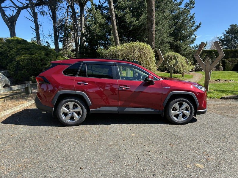 2019 Toyota RAV4 Hybrid G, photo 2
