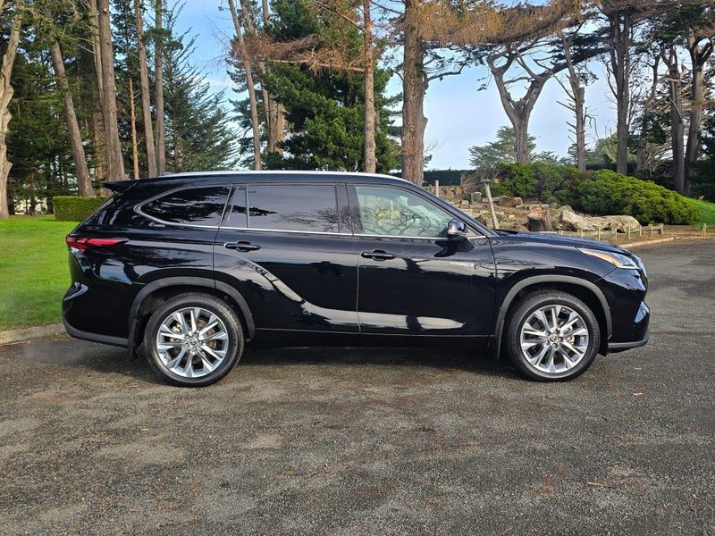 2024 Toyota Highlander Limited ZR Hybrid AWD, photo 2