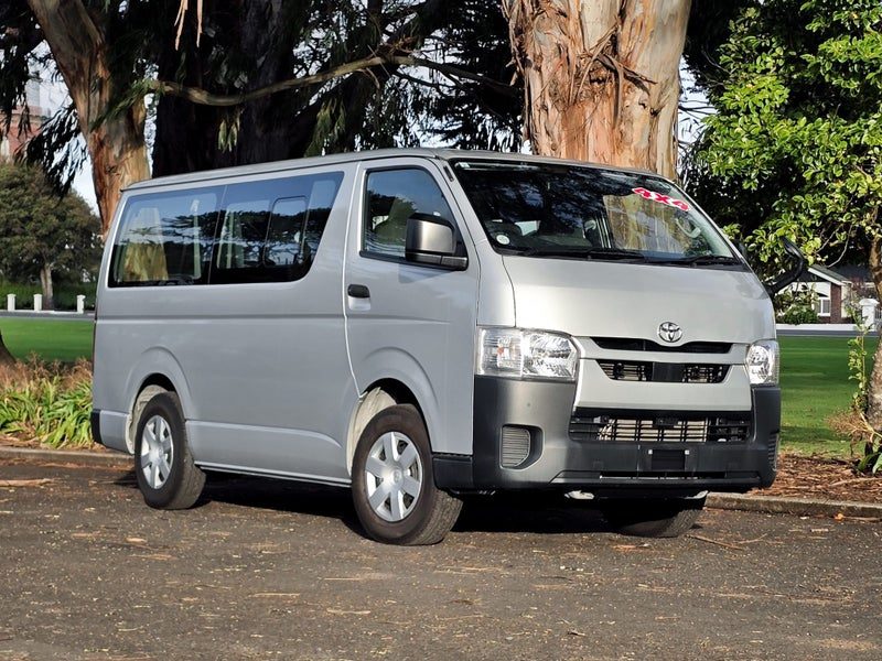2021 Toyota Hiace DX 4X4