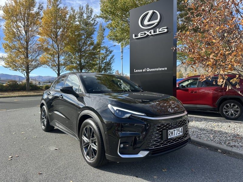 2025 Lexus LBX Relax AWD