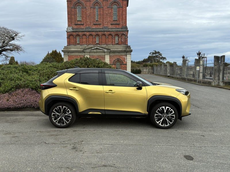 2022 Toyota Yaris Cross Z Hybrid, photo 2
