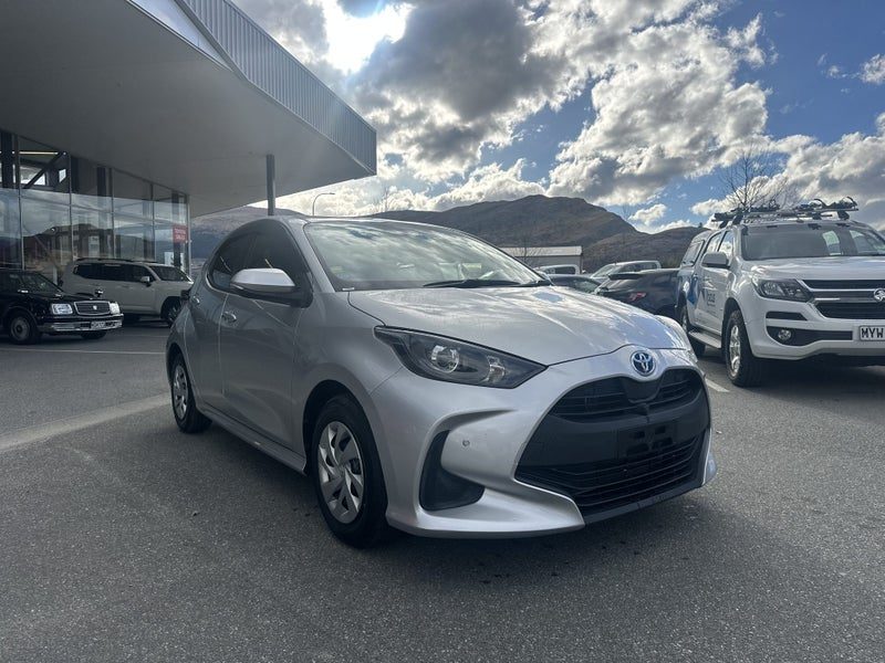 2021 Toyota Yaris X Hybrid