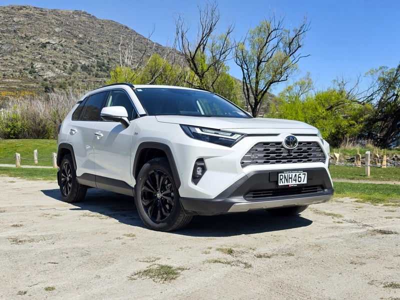 2025 Toyota RAV4 Limited Hybrid AWD