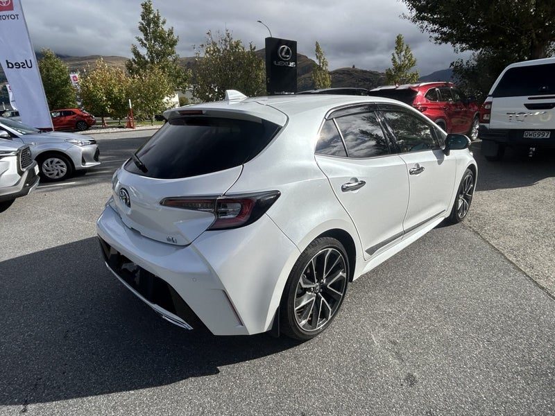 2020 Toyota Corolla Sport Hybrid, photo 3