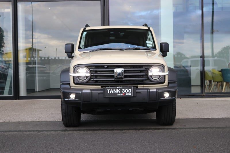 2026 GWM Tank 300 Ultra PHEV 4x4 Hi4-T - NZ New, photo 2