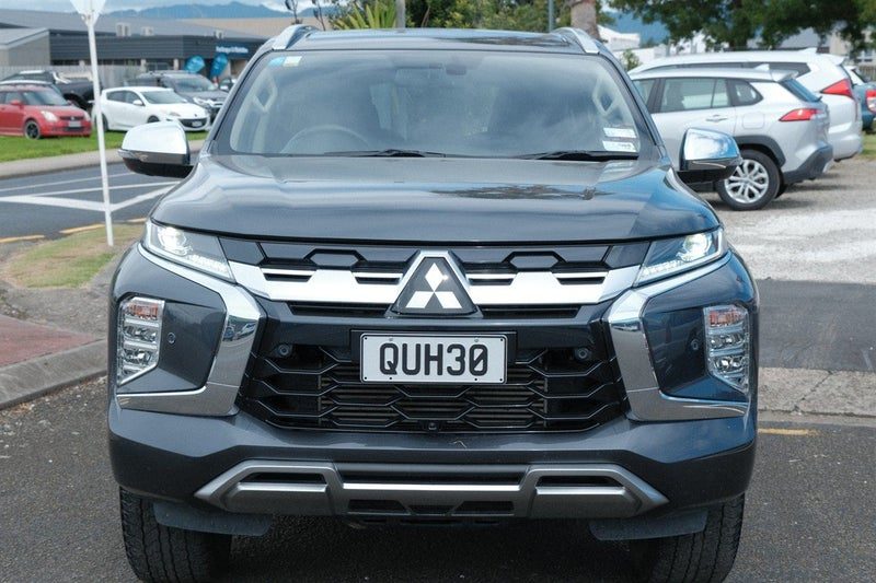 2024 Mitsubishi Pajero Sport VRX, photo 2